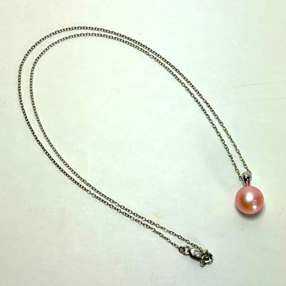 Sterling Pink Pearl Necklace - Picture 3 of 5